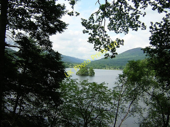 Photo 6"x4" Crannog in Loch Ard Kinlochard c2006