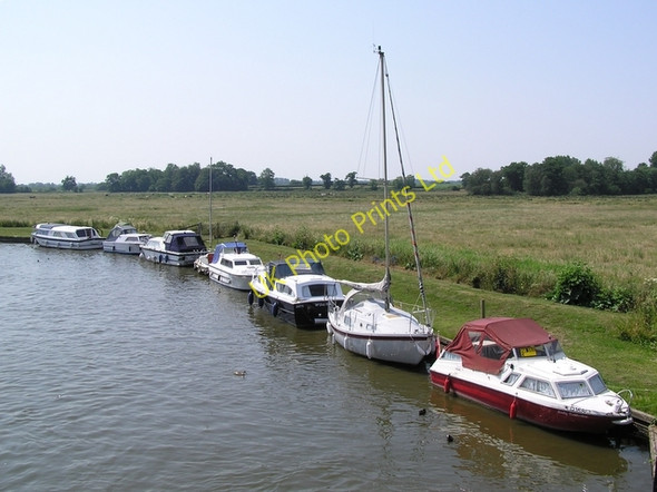 Photo 6"x4" View south from Ludham Bridge Johnson Street c2006