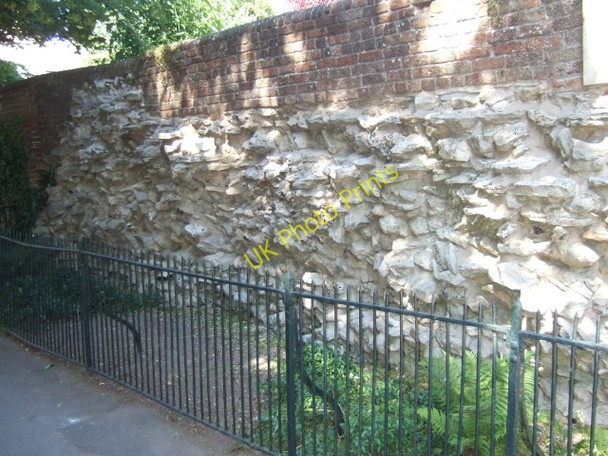 Photo 6"x4" Part of the Roman walls of Dorchester Dorchester\/SY6890 c2010