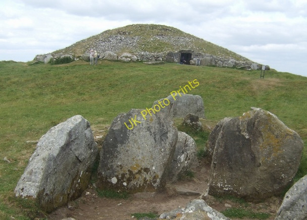 Photo 6"x4" Loughcrew cairns on Slieve na Calliagh Drumone c2010