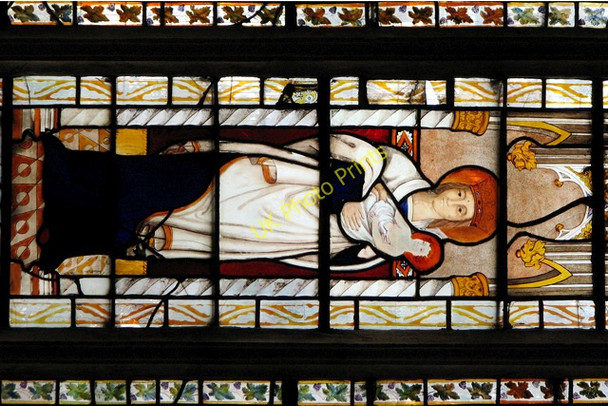 Photo 6"x4" Wymondham Abbey - C19 stained glass (detail) Wymondham\/TG1101 c2010