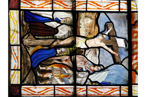 Photo 6"x4" Wymondham Abbey - C19 stained glass (detail) Wymondham\/TG1101 c2010 P1