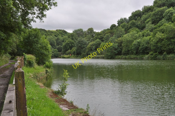 Photo 6"x4" Slade Fishery, the lower of two pools of water Ilfracombe c2010