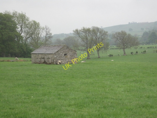 Photo 6"x4" Field Barn near Ornella Farm Egglesburn c2010