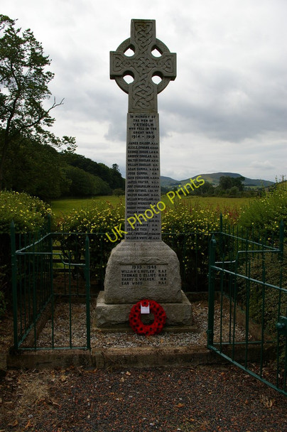 Photo 6"x4" Yetholm War Memorial Kirk Yetholm c2010