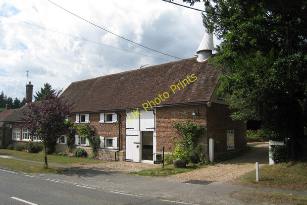 Photo 6"x4" Old Oast Barn, Station Road, Cooper's Green, East Sussex Uckfield c2010 P1