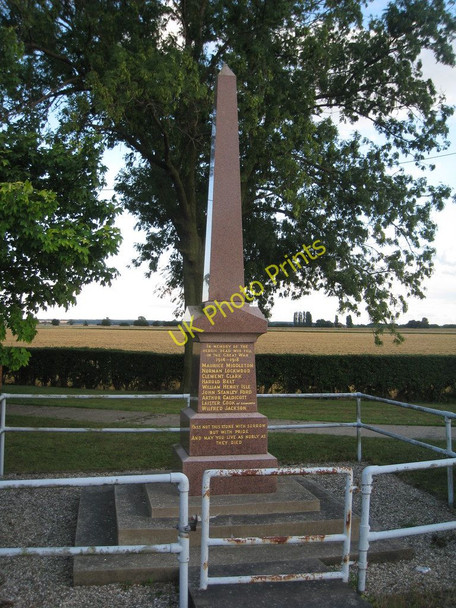 Photo 6"x4" War Memorial, East Butterwick East Butterwick c2010
