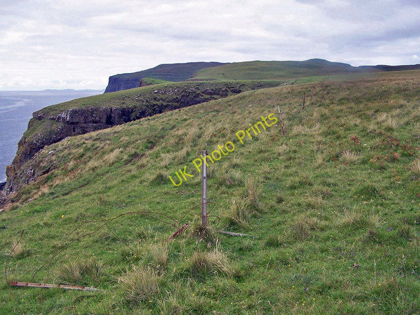 Photo 6"x4" Old fence on the clifftop Loch an Fhridein c2010