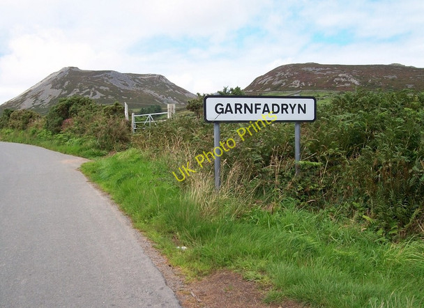 Photo 6"x4" Sign at the eastern approach to Garnfadryn Penbodlas c2010