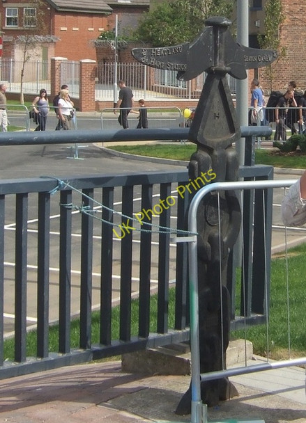 Photo 6"x4" Millennium Milepost Hartlepool c2010