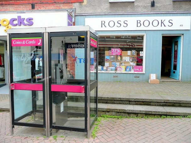 Photo 6"x4" On their way out Ross-on-Wye c2010