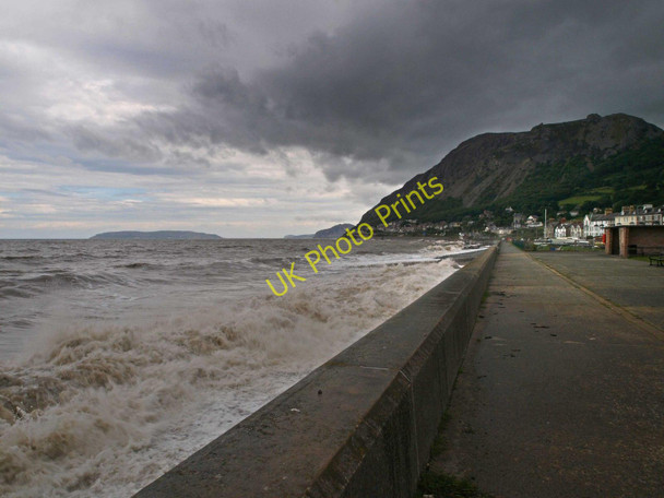 Photo 6"x4" Llanfairfechan summer? Llanfairfechan c2010