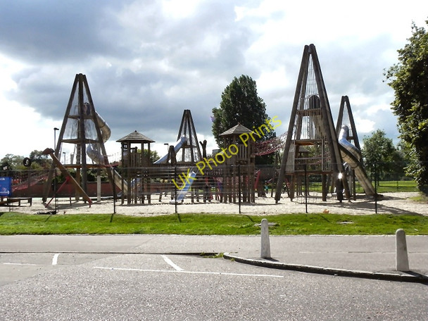 Photo 6"x4" Glasgow Green Children's Play Village Glasgow c2010