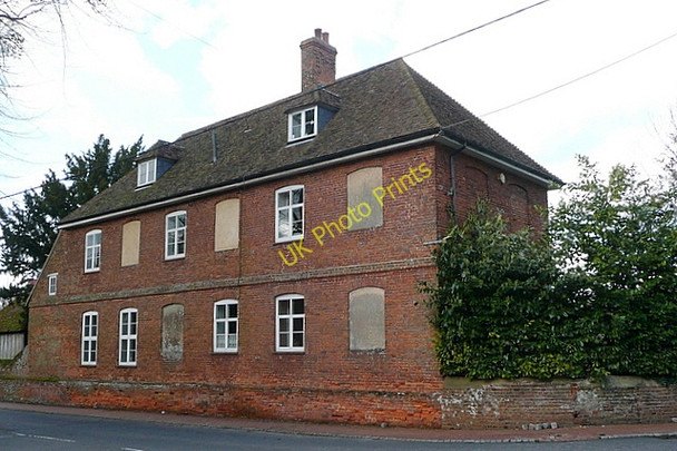 Photo 6"x4" House at Basing Old Basing c2010