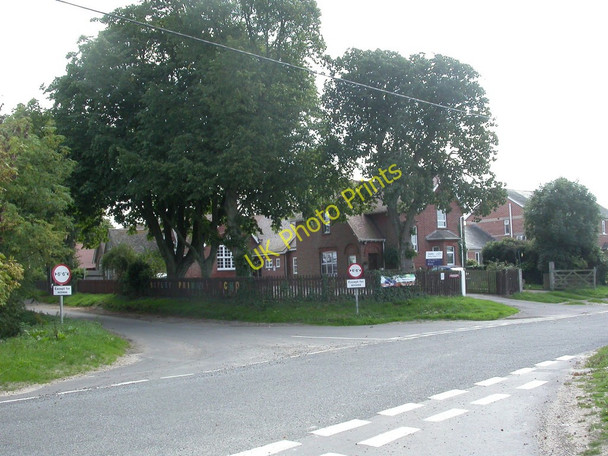 Photo 6"x4" Ripley, Sopley Primary School Ripley\/SZ1698 c2010