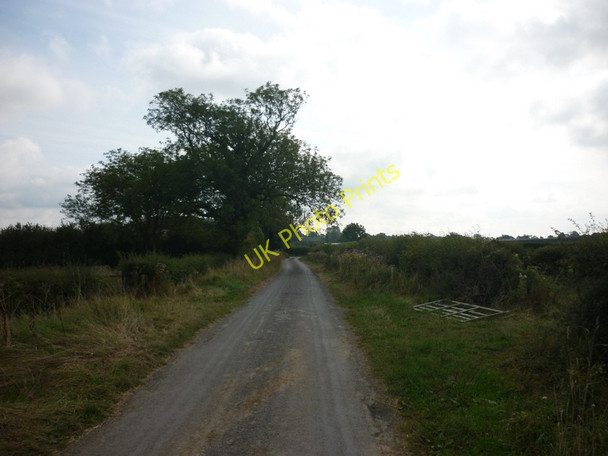 Photo 6"x4" A short walk around the Vale of Pickering #16 Thornton-le-Dale c2010