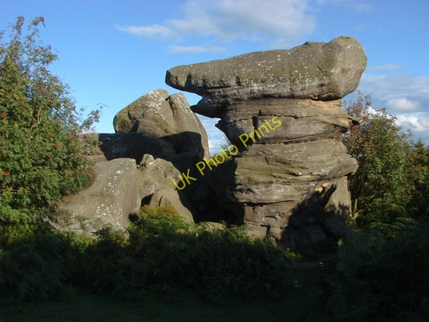 Photo 6"x4" Brimham Rocks Smelthouses c2010 P1