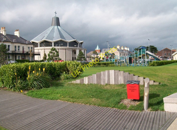Photo 6"x4" The recreation grounds on the northern section of the promenade Newcastle\/J3732 c2010