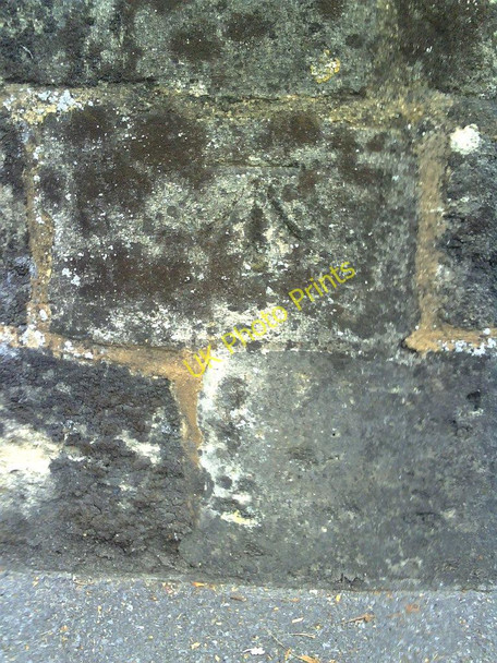 Photo 6"x4" Benchmark on wall outside #2 Abingdon Road Oxford\/SP5106 c2010