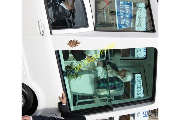 Photo 6"x4" Popemobile in Princes Street,Edinburgh Edinburgh c2010