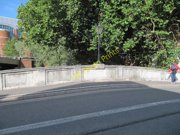 Photo 6"x4" Bench Mark on the other side Reading c2010