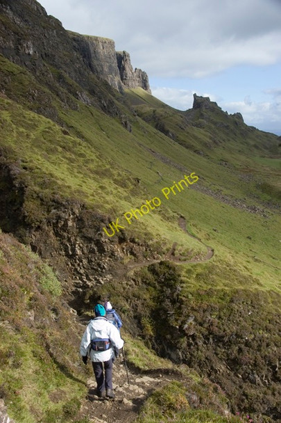Photo 6"x4" Footpath into the Quiraing Balmeanach\/NG4668 c2010