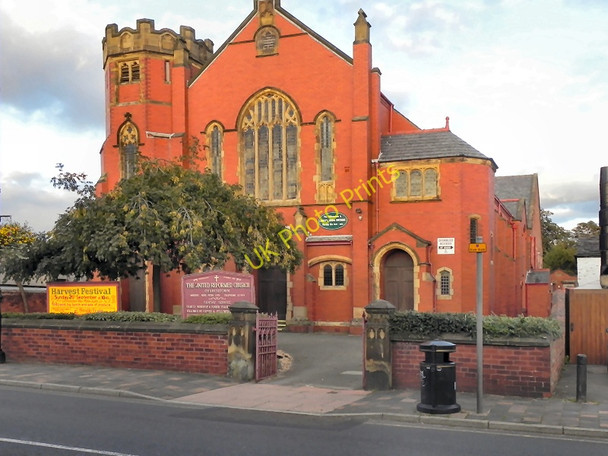 Photo 6"x4" Churchtown URC Southport c2010