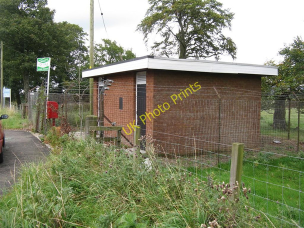 Photo 6"x4" Belstane Store Little Vantage c2010