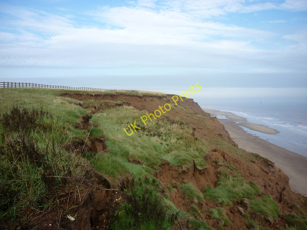 Photo 6"x4" Coastal erosion near Grimston Grimston\/TA2835 c2010