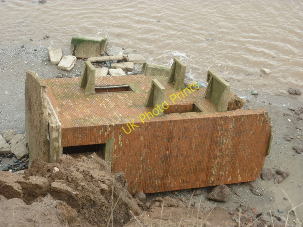 Photo 6"x4" Ringbrough Coastal Battery on the beach East Newton\/TA2637 c2010