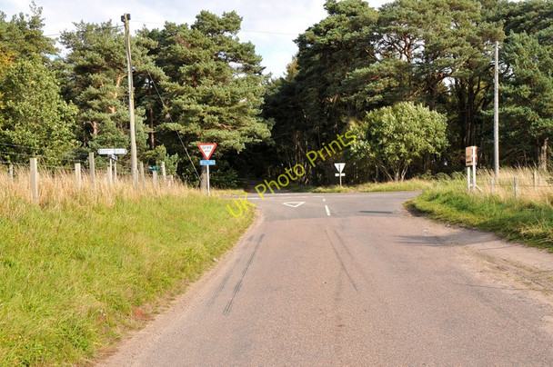 Photo 6"x4" Road junction of a minor road and the B9013 Newton\/NJ1663 c2010