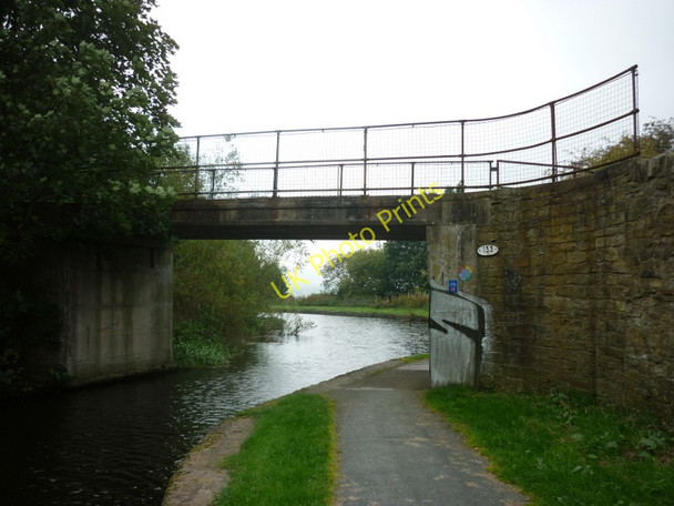 Photo 6"x4" Bridge #133 over the Leeds & Liverpool Canal Burnley c2010