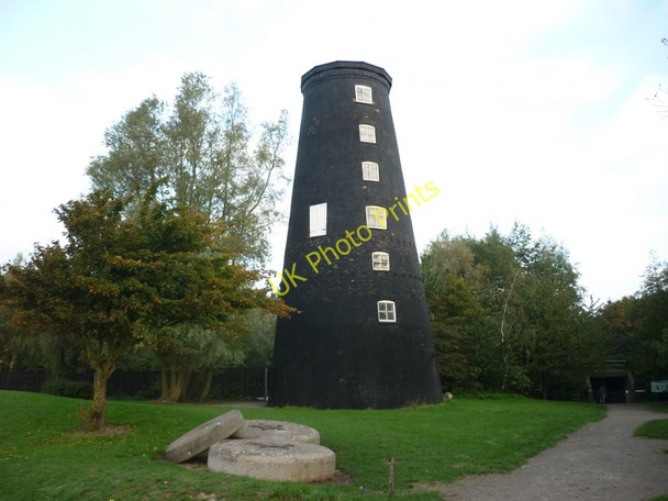 Photo 6"x4" The old mill on Hessle Foreshore Hessle\/TA0326 c2010