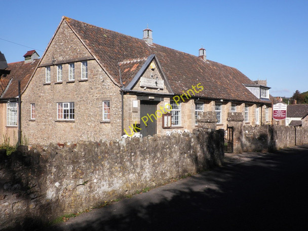 Photo 6"x4" The Lysacht Club and Community Hall, Old Cleeve Bilbrook\/ST0341 c2010