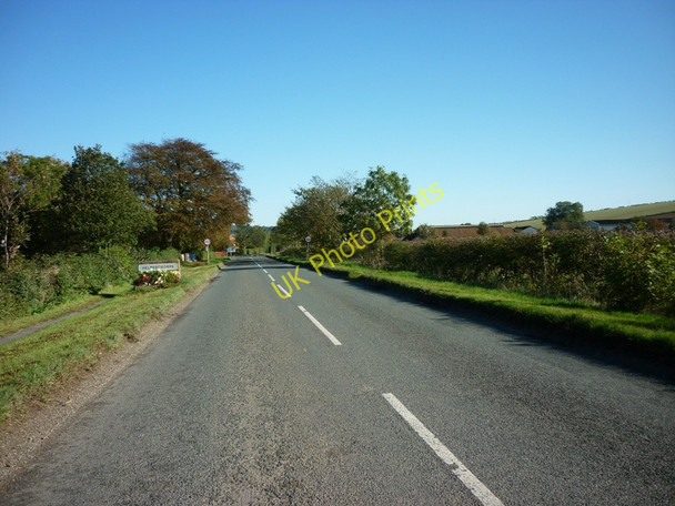 Photo 6"x4" Entering Helperthorpe East Lutton c2010