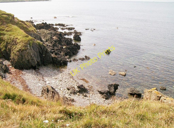 Photo 6"x4" A cove near the tip of Penrhyn Melyn Porth Colmon\/SH1934 c2010