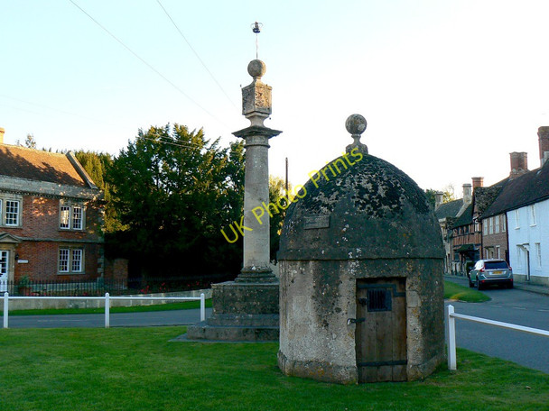 Photo 6"x4" Blind House and Market Cross, Steeple Ashton Steeple Ashton c2010