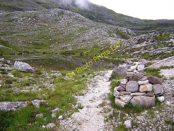 Photo 6"x4" Lunar Loch Anancaun c2006