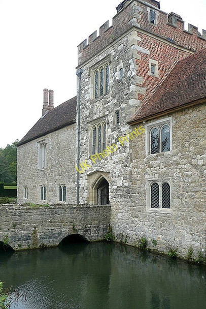Photo 6"x4" Ightham Mote, west side Ivy Hatch c2010
