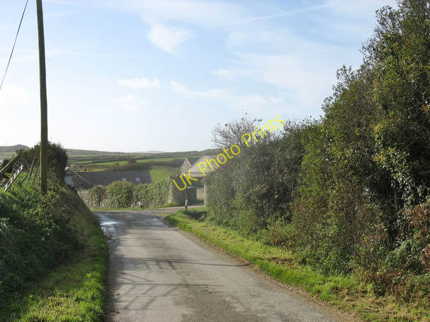 Photo 6"x4" Approaching Fferm Cwrt farm Anelog c2010