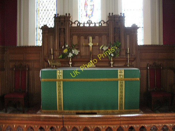 Photo 6"x4" St Cuthbert's Church, Kirklinton, Altar Kirklinton c2008