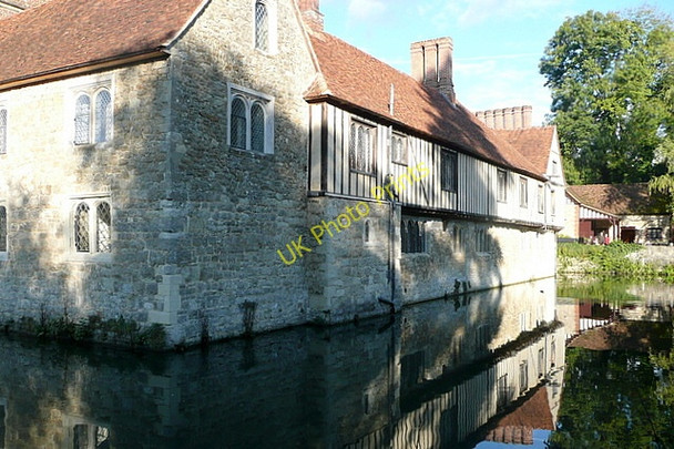 Photo 6"x4" Ightham Mote, south side Ivy Hatch c2010