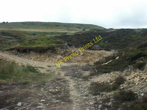 Photo 6"x4" Small quarry, near Tom Heys Farm Brookhouses\/SK0289 c2006
