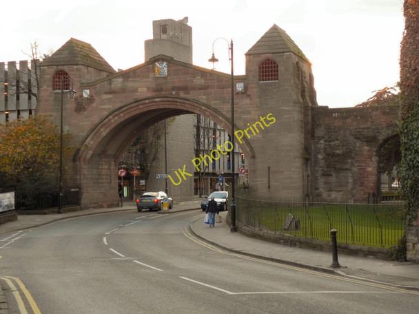 Photo 6"x4" The Newgate, Chester Chester c2010