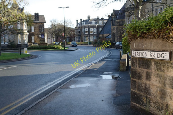 Photo 6"x4" Station Bridge Road Sign Harrogate c2010