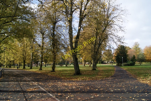 Photo 6"x4" Howard Park Kilmarnock c2010