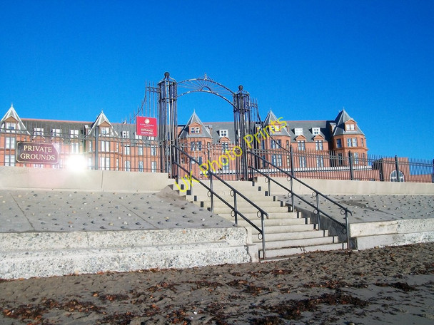 Photo 6"x4" The gateway from Slieve Donard Hotel to Murlough Beach Newcastle\/J3732 c2010