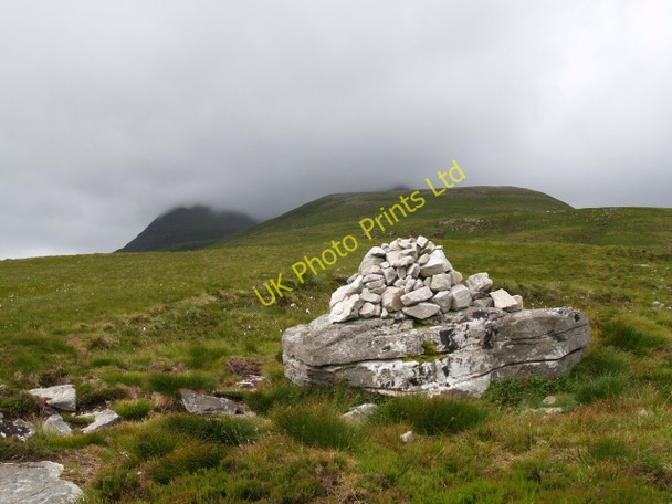 Photo 6"x4" Cairn, Na Cnuic Liatha Elphin\/NC2111 c2006