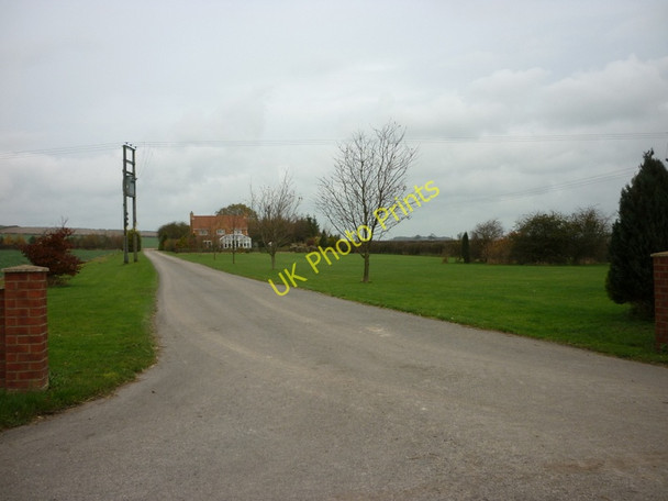 Photo 6"x4" North Side Farm Kilham\/TA0664 c2010