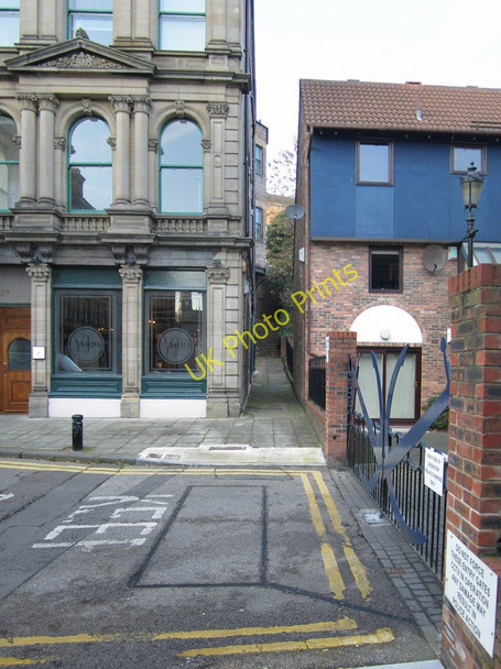 Photo 6"x4" The line of Plummer Chare leading to Dog Bank Newcastle upon Tyne c2010